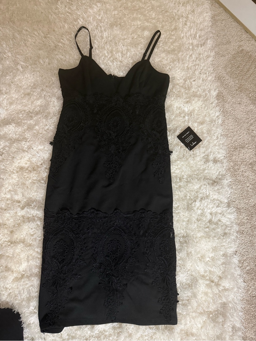 Black Lace-Trim Bodycon Dress - lulus